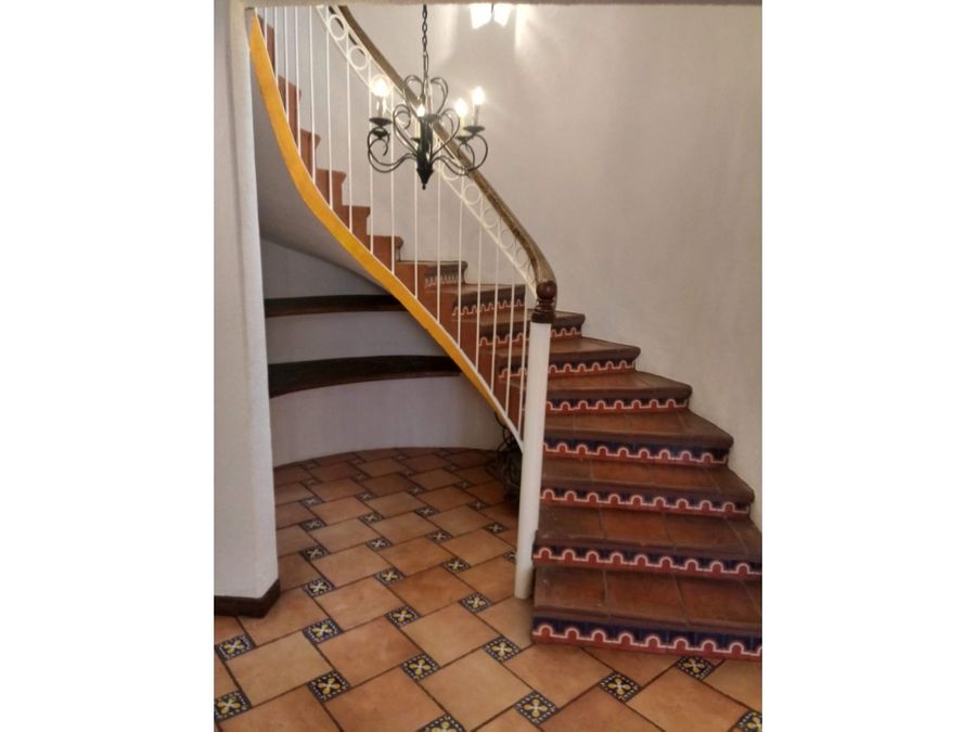 CASA EN VENTA EN FRESNOS ARBOLEDAS, MORELIA