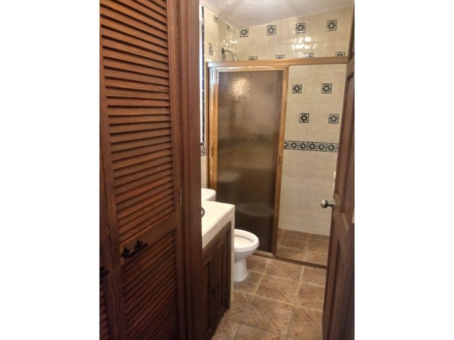 CASA EN VENTA EN FRESNOS ARBOLEDAS, MORELIA