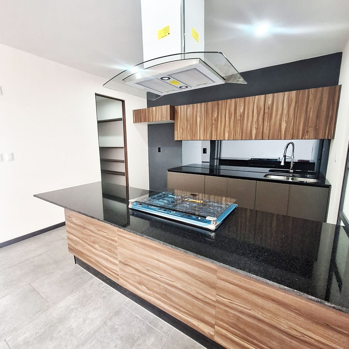 CASA EN VENTA RINCON DE LA MONTAÑA, MORELIA
