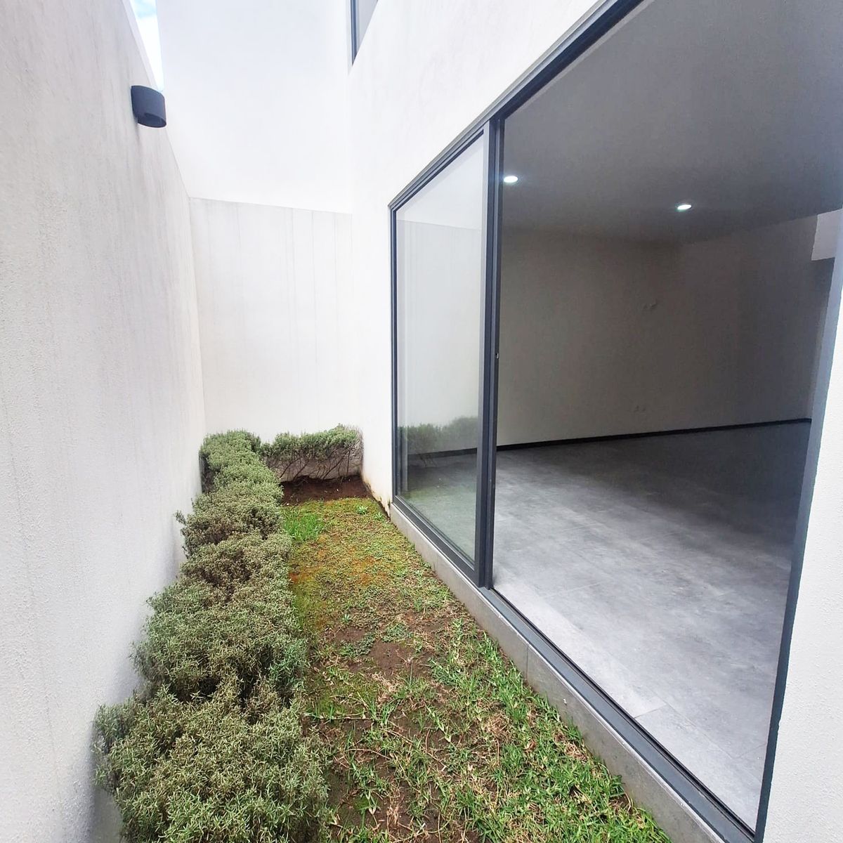 CASA EN VENTA RINCON DE LA MONTAÑA, MORELIA