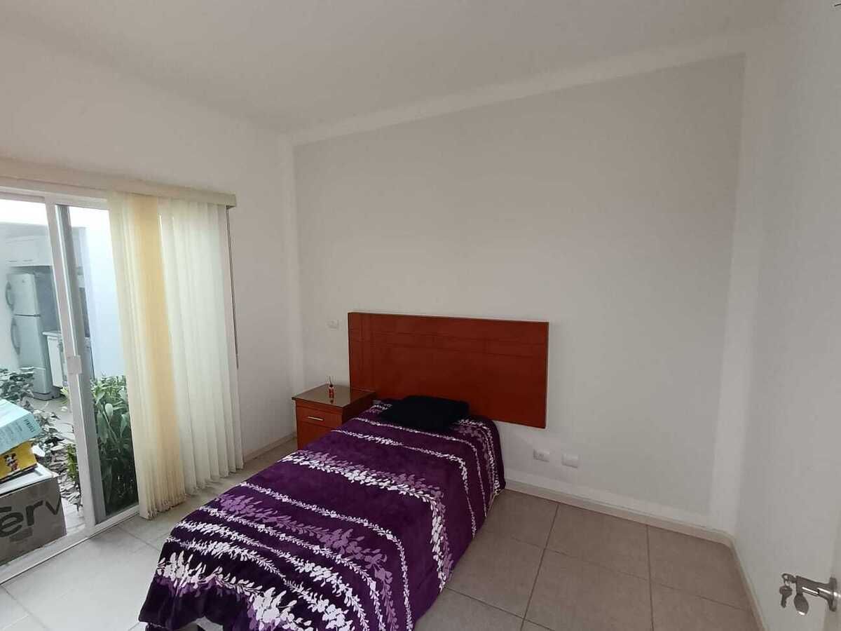 CASA AMUEBLADA EN RENTA EN PASEO DEL PARQUE TRES MARIAS, MORELIA